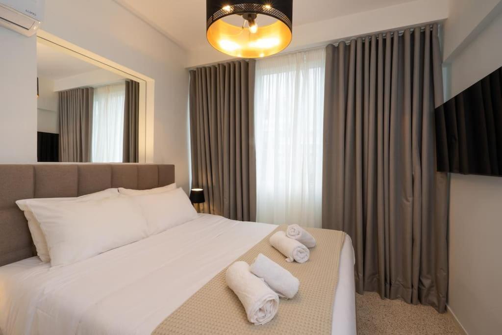 Dema Luxury Suites - Perikleous E6 Atene Esterno foto